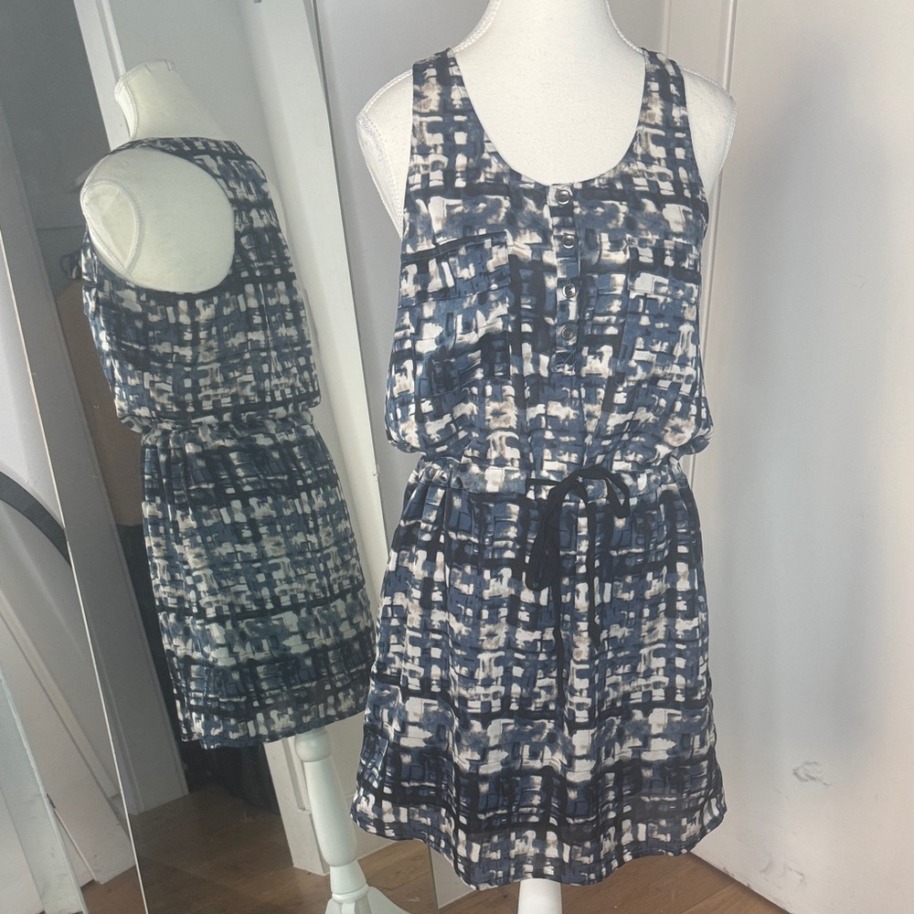 Ya Los Angeles 🚨BOGO 50% OFF   - Blue Abstract Pattern Mini Dress - Sz Med